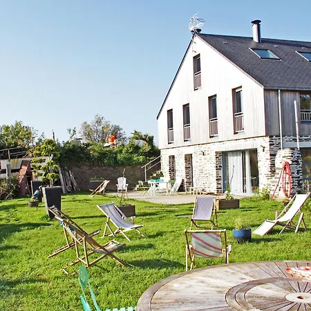 Familiale Jersey Dans Maison, Au Calme Sur Le Gr223