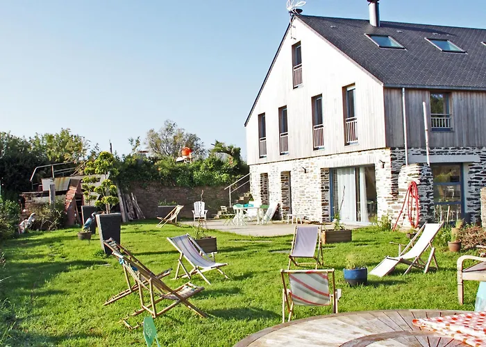 Familiale Jersey Dans Maison, Au Calme Sur Le Gr223