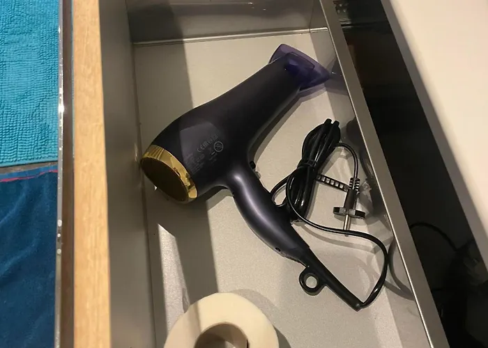 Familiale Jersey Dans Maison, Au Calme Sur Le Gr223 Barneville-Carteret